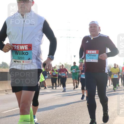 03.10.2025 - Köhlbrandbrückenlauf Luisa Fischer http://msf.ph/oto/8994935 03.10.2025 10:24:40 Position 3 3293, 2418 meine-sportfotos.de