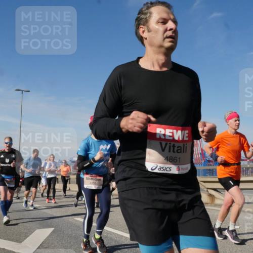 03.10.2025 - Köhlbrandbrückenlauf Matties Gatica Varas http://msf.ph/oto/8994943 03.10.2025 12:49:15 Position 2 4333, 4861 meine-sportfotos.de