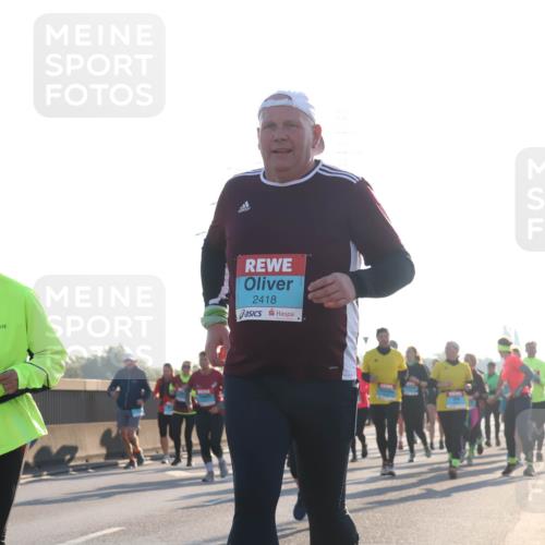 03.10.2025 - Köhlbrandbrückenlauf Luisa Fischer http://msf.ph/oto/8994944 03.10.2025 10:24:41 Position 3 2603, 2418, 1 meine-sportfotos.de