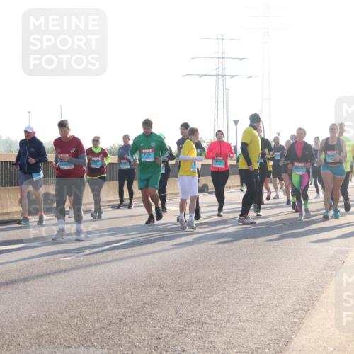 03.10.2025 - Köhlbrandbrückenlauf Luisa Fischer http://msf.ph/oto/8994974 03.10.2025 10:24:44 Position 3 1 meine-sportfotos.de