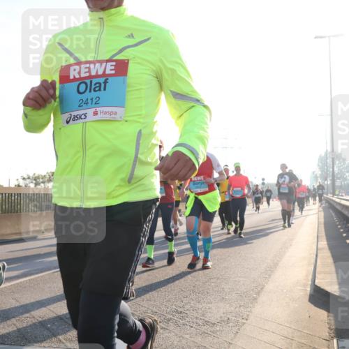 03.10.2025 - Köhlbrandbrückenlauf Luisa Fischer http://msf.ph/oto/8995021 03.10.2025 10:24:50 Position 3 2159, 2412 meine-sportfotos.de