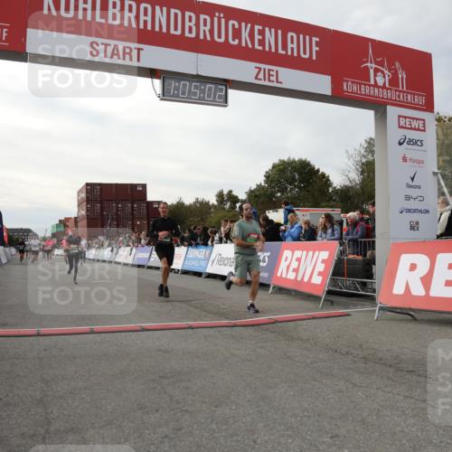 03.10.2025 - Köhlbrandbrückenlauf Yannick Fuchs http://msf.ph/oto/8995050 03.10.2025 16:05:01 Ziel 7168, 7221, 7239, 7270, 7428, 7448, 7772, 8779, 9191, 9584 meine-sportfotos.de