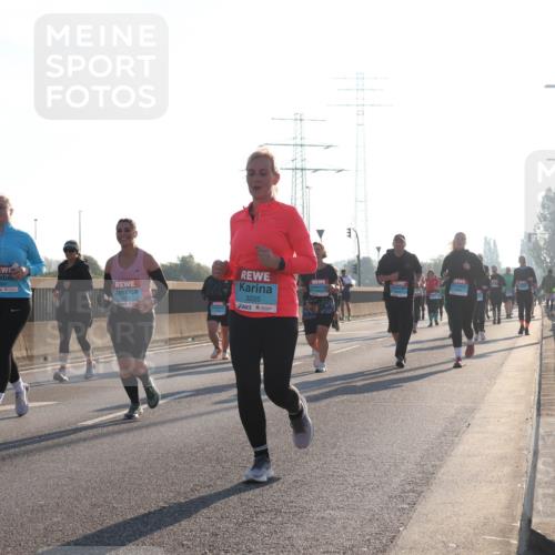 03.10.2025 - Köhlbrandbrückenlauf Luisa Fischer http://msf.ph/oto/8995075 03.10.2025 10:24:58 Position 3 3225, 1 meine-sportfotos.de