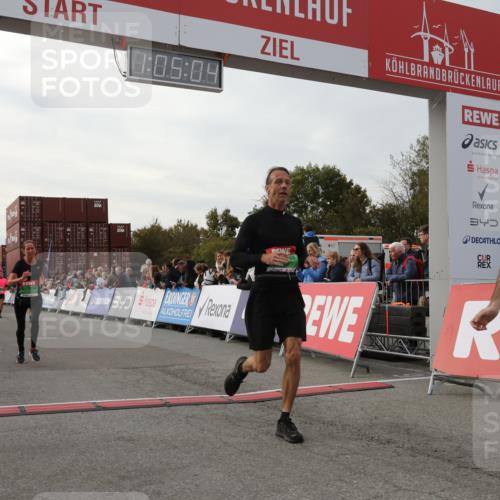 03.10.2025 - Köhlbrandbrückenlauf Yannick Fuchs http://msf.ph/oto/8995085 03.10.2025 16:05:02 Ziel 7168, 7221, 7239, 7270, 7428, 7448, 7772, 8779, 9191, 9584 meine-sportfotos.de