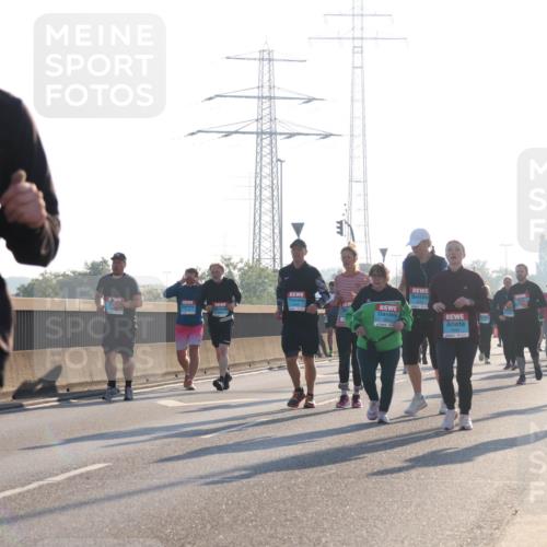 03.10.2025 - Köhlbrandbrückenlauf Luisa Fischer http://msf.ph/oto/8995114 03.10.2025 10:25:03 Position 3 2606 meine-sportfotos.de