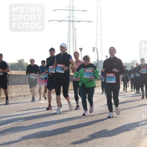03.10.2025 - Köhlbrandbrückenlauf Luisa Fischer http://msf.ph/oto/8995127 03.10.2025 10:25:05 Position 3 3624, 1982, 2550 meine-sportfotos.de