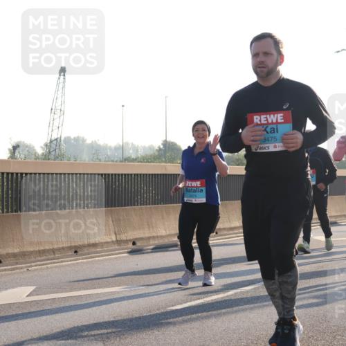 03.10.2025 - Köhlbrandbrückenlauf Luisa Fischer http://msf.ph/oto/8995196 03.10.2025 10:25:12 Position 3 2474, 3475 meine-sportfotos.de