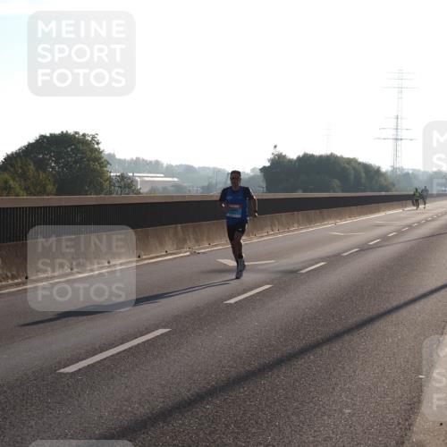 03.10.2025 - Köhlbrandbrückenlauf Fabian Wolf http://msf.ph/oto/8995225 03.10.2025 09:10:41 Position 3  meine-sportfotos.de
