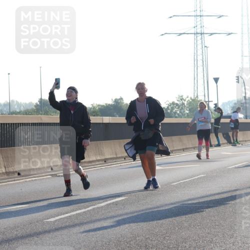 03.10.2025 - Köhlbrandbrückenlauf Luisa Fischer http://msf.ph/oto/8995272 03.10.2025 10:25:22 Position 3 2755, 3311 meine-sportfotos.de