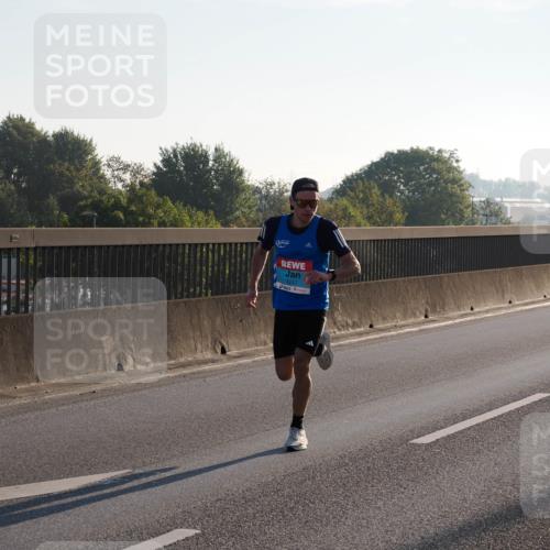 03.10.2025 - Köhlbrandbrückenlauf Fabian Wolf http://msf.ph/oto/8995275 03.10.2025 09:10:43 Position 3 3247 meine-sportfotos.de