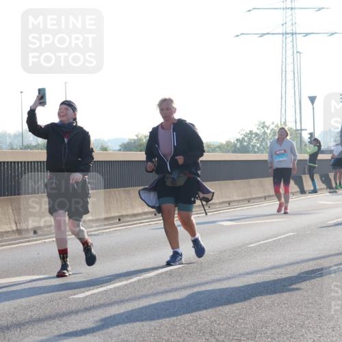 03.10.2025 - Köhlbrandbrückenlauf Luisa Fischer http://msf.ph/oto/8995278 03.10.2025 10:25:22 Position 3 3311 meine-sportfotos.de