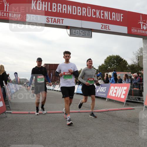 03.10.2025 - Köhlbrandbrückenlauf Yannick Fuchs http://msf.ph/oto/8995308 03.10.2025 16:05:09 Ziel 7201, 7207, 7221, 7239, 7403, 7448, 7772, 8779, 8995, 9114, 9191, 9592, 9690 meine-sportfotos.de