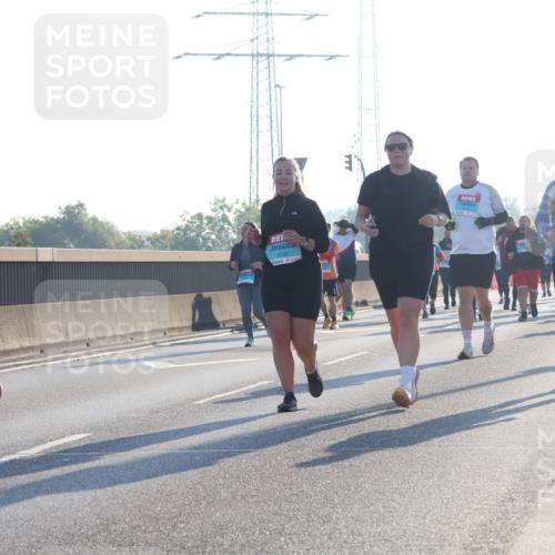 03.10.2025 - Köhlbrandbrückenlauf Luisa Fischer http://msf.ph/oto/8995325 03.10.2025 10:25:28 Position 3 2199, 3098 meine-sportfotos.de