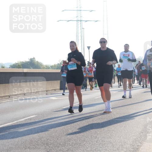 03.10.2025 - Köhlbrandbrückenlauf Luisa Fischer http://msf.ph/oto/8995334 03.10.2025 10:25:29 Position 3 2971, 3098 meine-sportfotos.de