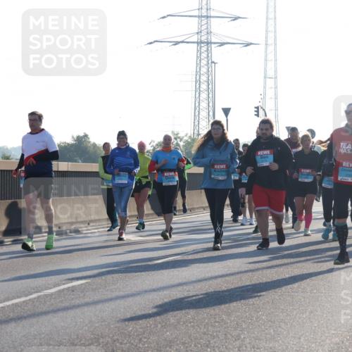 03.10.2025 - Köhlbrandbrückenlauf Luisa Fischer http://msf.ph/oto/8995406 03.10.2025 10:25:36 Position 3 2565 meine-sportfotos.de