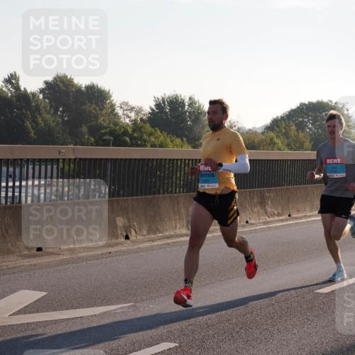 03.10.2025 - Köhlbrandbrückenlauf Fabian Wolf http://msf.ph/oto/8995430 03.10.2025 09:11:04 Position 3 3590, 3782 meine-sportfotos.de