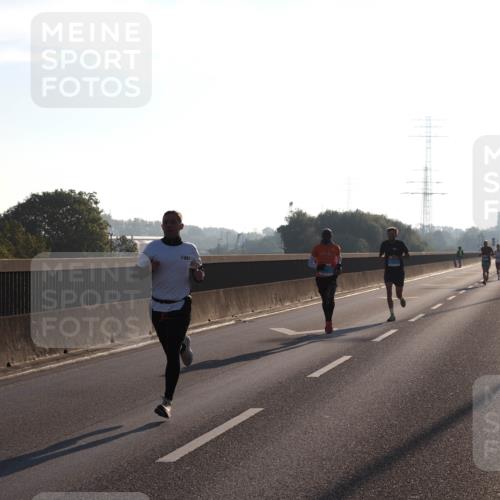 03.10.2025 - Köhlbrandbrückenlauf Fabian Wolf http://msf.ph/oto/8995442 03.10.2025 09:11:09 Position 3  meine-sportfotos.de
