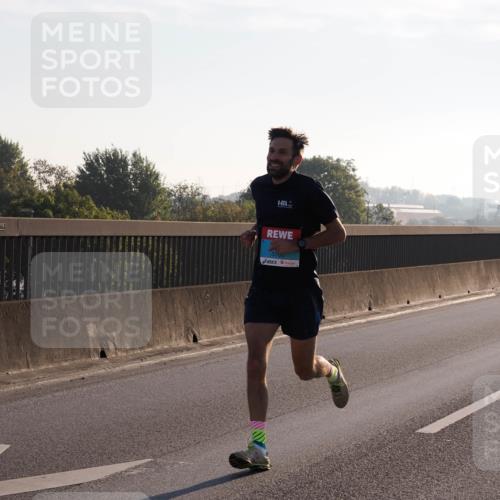 03.10.2025 - Köhlbrandbrückenlauf Fabian Wolf http://msf.ph/oto/8995511 03.10.2025 09:11:13 Position 3  meine-sportfotos.de