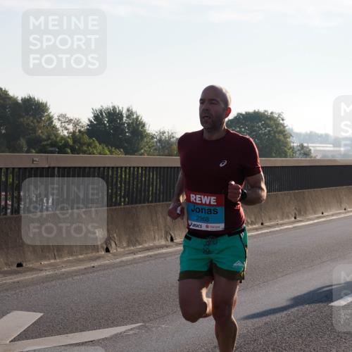 03.10.2025 - Köhlbrandbrückenlauf Fabian Wolf http://msf.ph/oto/8995563 03.10.2025 09:11:20 Position 3 2968 meine-sportfotos.de