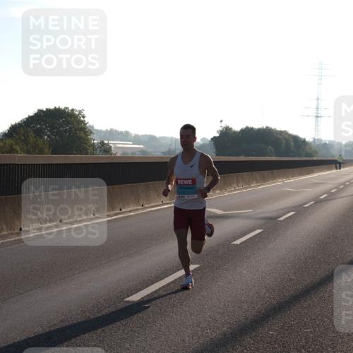 03.10.2025 - Köhlbrandbrückenlauf Fabian Wolf http://msf.ph/oto/8995571 03.10.2025 09:11:21 Position 3 1013 meine-sportfotos.de