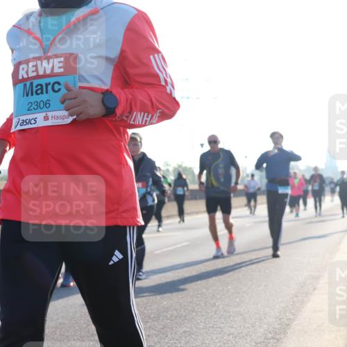 03.10.2025 - Köhlbrandbrückenlauf Luisa Fischer http://msf.ph/oto/8995603 03.10.2025 10:26:02 Position 3 2025, 2306 meine-sportfotos.de