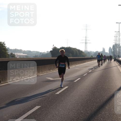 03.10.2025 - Köhlbrandbrückenlauf Fabian Wolf http://msf.ph/oto/8995620 03.10.2025 09:11:48 Position 3  meine-sportfotos.de