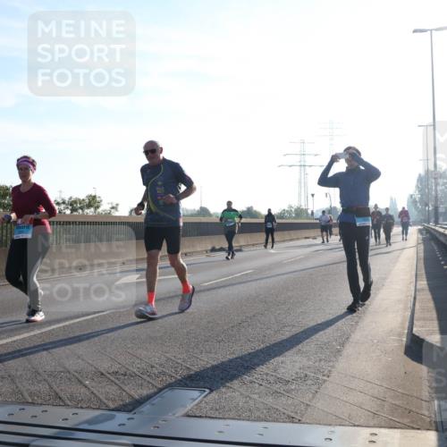 03.10.2025 - Köhlbrandbrückenlauf Luisa Fischer http://msf.ph/oto/8995630 03.10.2025 10:26:06 Position 3 00, 00 meine-sportfotos.de