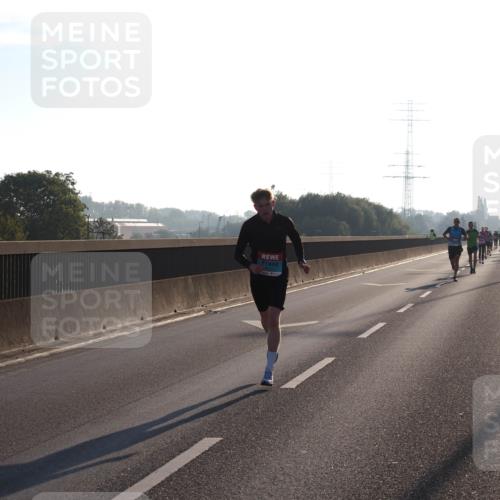 03.10.2025 - Köhlbrandbrückenlauf Fabian Wolf http://msf.ph/oto/8995634 03.10.2025 09:11:49 Position 3  meine-sportfotos.de