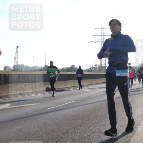 03.10.2025 - Köhlbrandbrückenlauf Luisa Fischer http://msf.ph/oto/8995635 03.10.2025 10:26:07 Position 3  meine-sportfotos.de