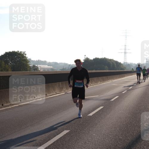 03.10.2025 - Köhlbrandbrückenlauf Fabian Wolf http://msf.ph/oto/8995640 03.10.2025 09:11:49 Position 3  meine-sportfotos.de