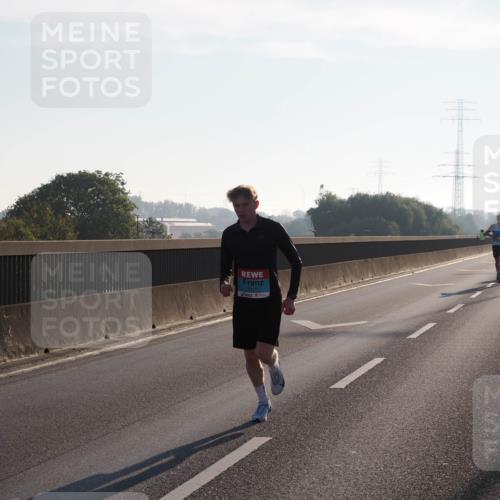 03.10.2025 - Köhlbrandbrückenlauf Fabian Wolf http://msf.ph/oto/8995647 03.10.2025 09:11:50 Position 3 3127 meine-sportfotos.de
