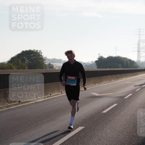 03.10.2025 - Köhlbrandbrückenlauf Fabian Wolf http://msf.ph/oto/8995652 03.10.2025 09:11:50 Position 3 3127 meine-sportfotos.de