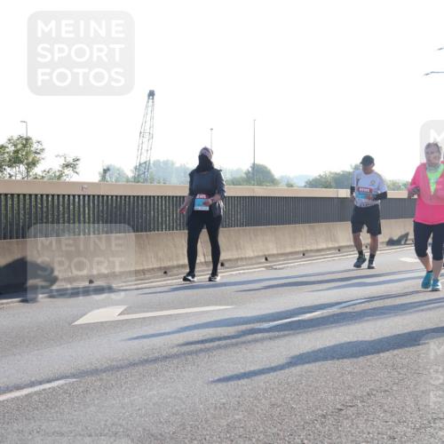 03.10.2025 - Köhlbrandbrückenlauf Luisa Fischer http://msf.ph/oto/8995673 03.10.2025 10:26:12 Position 3  meine-sportfotos.de