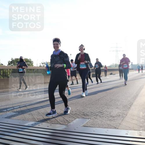 03.10.2025 - Köhlbrandbrückenlauf Luisa Fischer http://msf.ph/oto/8995700 03.10.2025 10:26:16 Position 3 000, 000 meine-sportfotos.de