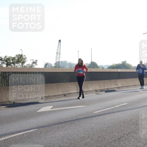 03.10.2025 - Köhlbrandbrückenlauf Luisa Fischer http://msf.ph/oto/8995741 03.10.2025 10:26:21 Position 3  meine-sportfotos.de