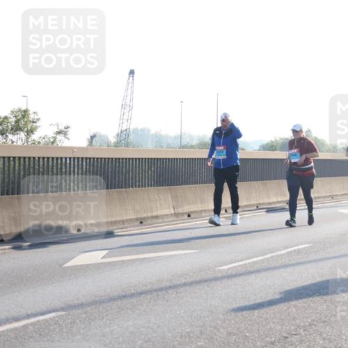 03.10.2025 - Köhlbrandbrückenlauf Luisa Fischer http://msf.ph/oto/8995774 03.10.2025 10:26:26 Position 3  meine-sportfotos.de