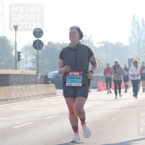 03.10.2025 - Köhlbrandbrückenlauf Luisa Fischer http://msf.ph/oto/8995875 03.10.2025 10:26:49 Position 3 3649 meine-sportfotos.de