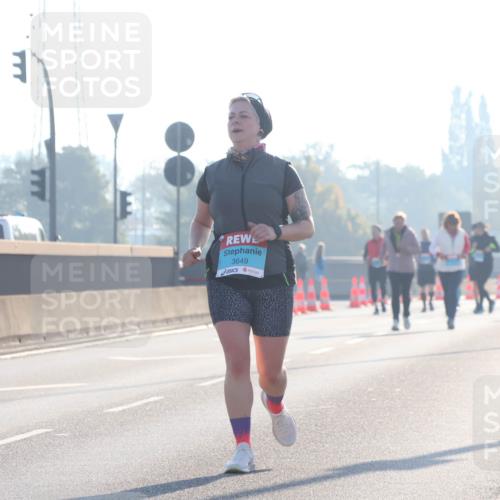 03.10.2025 - Köhlbrandbrückenlauf Luisa Fischer http://msf.ph/oto/8995881 03.10.2025 10:26:50 Position 3 3649 meine-sportfotos.de
