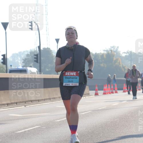 03.10.2025 - Köhlbrandbrückenlauf Luisa Fischer http://msf.ph/oto/8995888 03.10.2025 10:26:51 Position 3 3649 meine-sportfotos.de