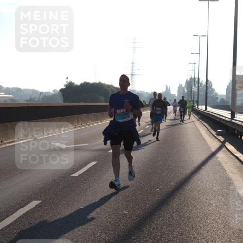 03.10.2025 - Köhlbrandbrückenlauf Fabian Wolf http://msf.ph/oto/8995894 03.10.2025 09:12:11 Position 3 1032 meine-sportfotos.de