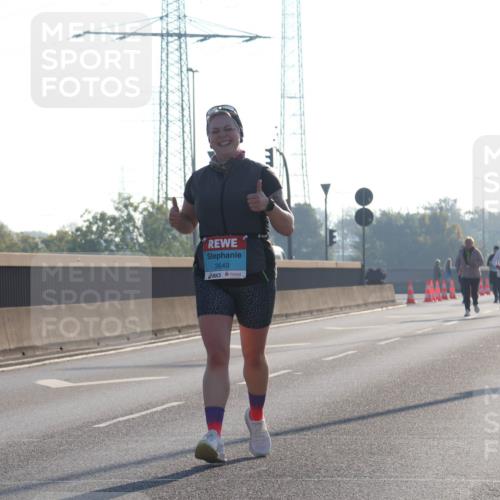 03.10.2025 - Köhlbrandbrückenlauf Luisa Fischer http://msf.ph/oto/8995902 03.10.2025 10:26:53 Position 3 3649 meine-sportfotos.de