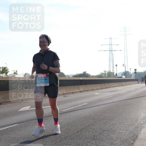 03.10.2025 - Köhlbrandbrückenlauf Luisa Fischer http://msf.ph/oto/8995923 03.10.2025 10:26:56 Position 3 3649, 1 meine-sportfotos.de