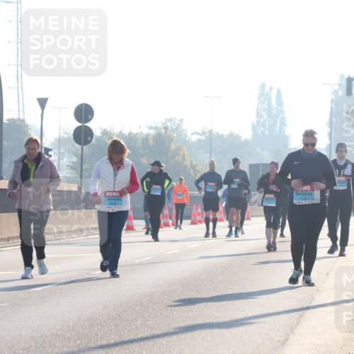 03.10.2025 - Köhlbrandbrückenlauf Luisa Fischer http://msf.ph/oto/8995960 03.10.2025 10:27:02 Position 3 2546 meine-sportfotos.de