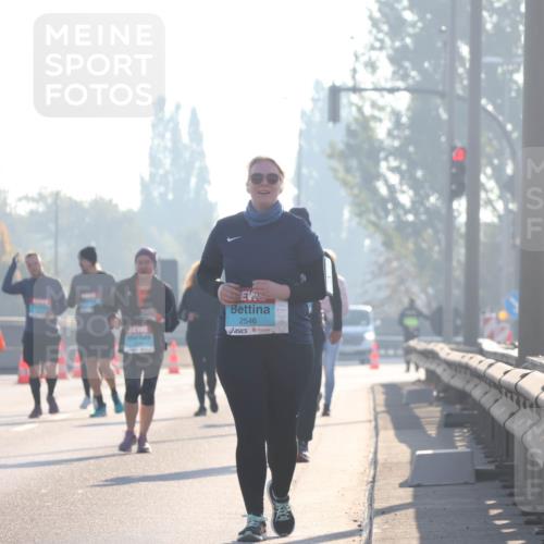 03.10.2025 - Köhlbrandbrückenlauf Luisa Fischer http://msf.ph/oto/8995962 03.10.2025 10:27:05 Position 3 2546 meine-sportfotos.de