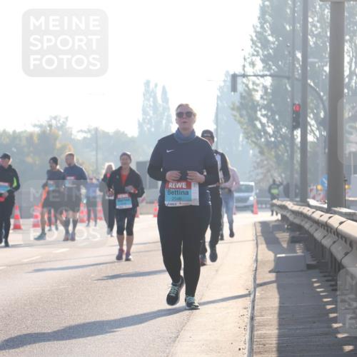 03.10.2025 - Köhlbrandbrückenlauf Luisa Fischer http://msf.ph/oto/8995972 03.10.2025 10:27:06 Position 3 2546 meine-sportfotos.de