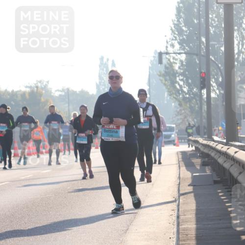 03.10.2025 - Köhlbrandbrückenlauf Luisa Fischer http://msf.ph/oto/8995974 03.10.2025 10:27:06 Position 3 2546 meine-sportfotos.de