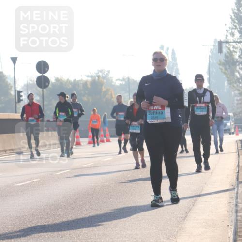 03.10.2025 - Köhlbrandbrückenlauf Luisa Fischer http://msf.ph/oto/8995979 03.10.2025 10:27:07 Position 3 2908, 2546 meine-sportfotos.de