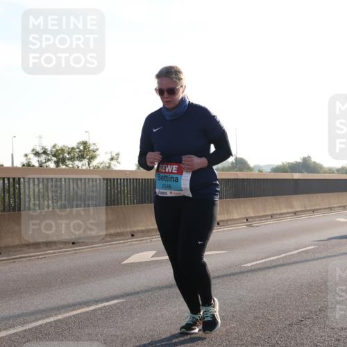 03.10.2025 - Köhlbrandbrückenlauf Luisa Fischer http://msf.ph/oto/8996035 03.10.2025 10:27:15 Position 3 2546 meine-sportfotos.de