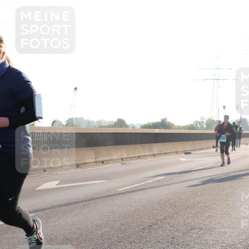 03.10.2025 - Köhlbrandbrückenlauf Luisa Fischer http://msf.ph/oto/8996039 03.10.2025 10:27:16 Position 3 2546 meine-sportfotos.de