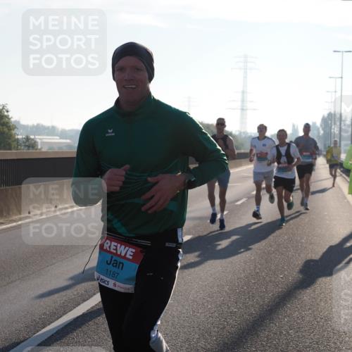 03.10.2025 - Köhlbrandbrückenlauf Fabian Wolf http://msf.ph/oto/8996047 03.10.2025 09:12:21 Position 3 1187 meine-sportfotos.de